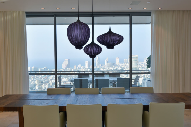 JBW, Tel Aviv R15 dining room with a stunning purple chandelier giving a very refreshing look to the kitchen.
